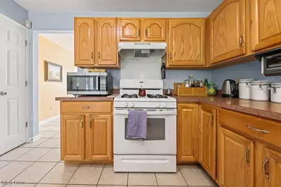 5980 Wallings Road, North Royalton, OH 44133 - Photo 7