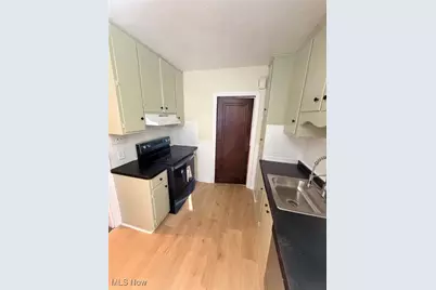 18405 Newell Road, Huber Heights, OH 44122 - Photo 17