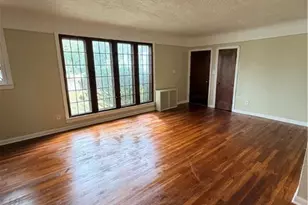 18405 Newell Rd, Huber Heights, OH 44122 - Photo 9