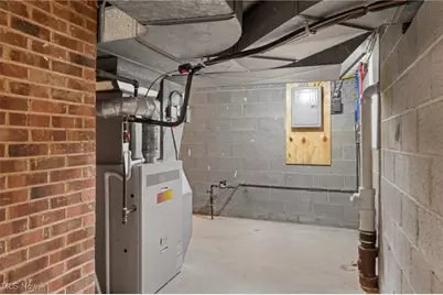 24270 Hermitage Road, Huber Heights, OH 44122 - Photo 33