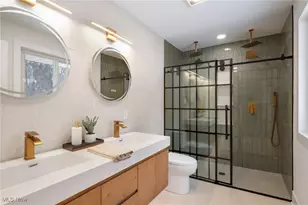 24270 Hermitage Rd, Huber Heights, OH 44122 - Photo 21