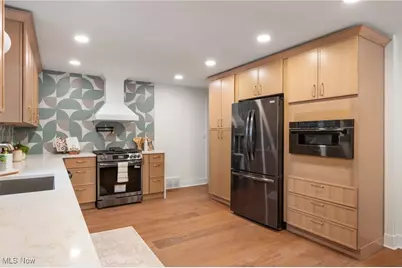 24270 Hermitage Road, Huber Heights, OH 44122 - Photo 11