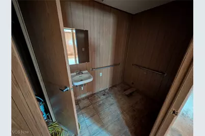 1054 Bergholz Road SE, Mechanicstown, OH 43908 - Photo 15