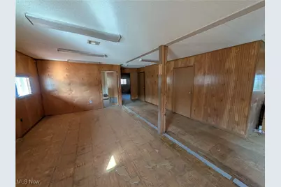 1054 Bergholz Road SE, Mechanicstown, OH 43908 - Photo 11