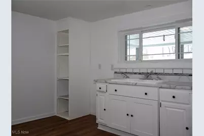 114 Oneta, Youngstown, OH 44509 - Photo 3