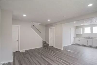 834 Walnut Road SE, Massillon, OH 44646 - Photo 5