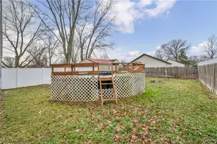 715 S Logan St, Elyria, OH 44035 - Photo 19
