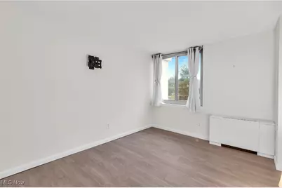 12900 Lake Avenue #216, Oakwood, OH 44107 - Photo 15