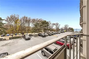 12900 Lake Ave, Oakwood, OH 44107 - Photo 19