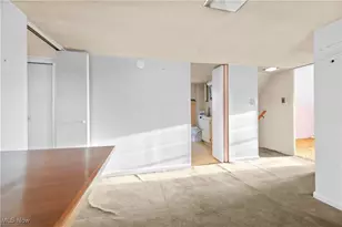 639 N Way St, Barberton, OH 44203 - Photo 23