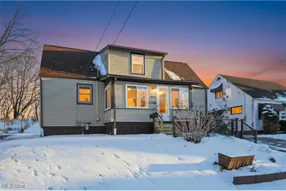 639 N Way Street, Barberton, OH 44203 - Photo 1