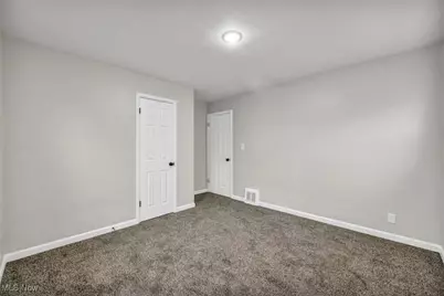 375 Beechwood Drive, Willowick, OH 44095 - Photo 17