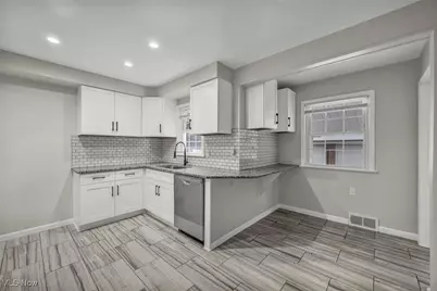 375 Beechwood Drive, Willowick, OH 44095 - Photo 5