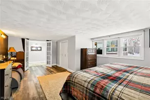 240 Warner Rd, Hubbard, OH 44425 - Photo 11