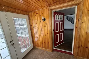 194 E Baird Ave, Barberton, OH 44203 - Photo 13