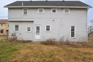 319 N Williams St, Bryan, OH 43506 - Photo 3