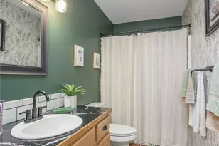 1238 Maxfli Dr, Akron, OH 44312 - Photo 29