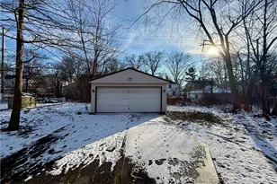 17404 Throckley Ave, Loveland, OH 44128 - Photo 39