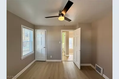 17404 Throckley Avenue, Loveland, OH 44128 - Photo 31