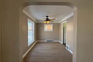 17404 Throckley Ave, Loveland, OH 44128 - Photo 9