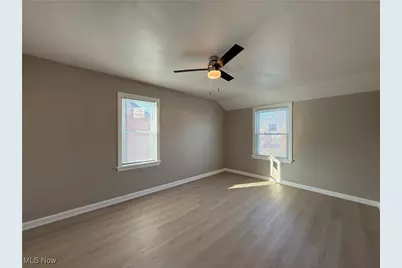 17404 Throckley Avenue, Loveland, OH 44128 - Photo 21