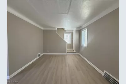 17404 Throckley Avenue, Loveland, OH 44128 - Photo 3