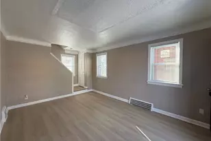 17404 Throckley Ave, Loveland, OH 44128 - Photo 5