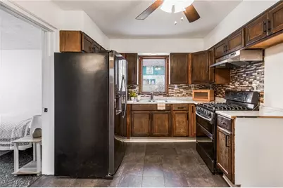 1024 W 54th Street, Ashtabula, OH 44004 - Photo 3