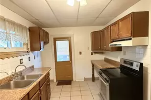 182 Wall St, Weirton, WV 26062 - Photo 3