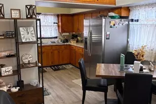 310 Vaniman St, Akron, OH 44305 - Photo 7