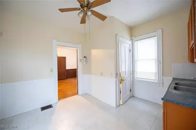 7311 Linwood Avenue, Loveland, OH 44103 - Photo 15