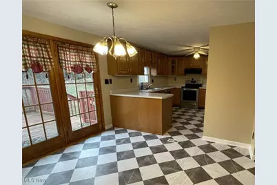 8608 Goddard Craft Lane, Cambridge, OH 43725 - Photo 3