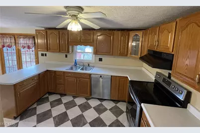 8608 Goddard Craft Lane, Cambridge, OH 43725 - Photo 3