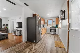 4877 Francis Dr, Geneva, OH 44041 - Photo 3