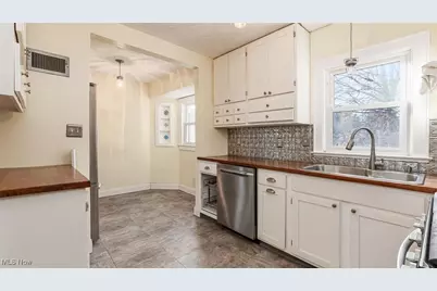 450 West Highland Drive, Zanesville, OH 43701 - Photo 25