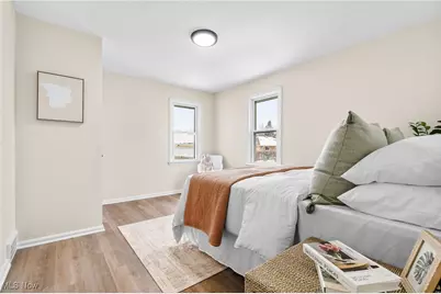 890 E 250th Street, Euclid, OH 44132 - Photo 19