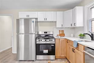 890 E 250th St, Euclid, OH 44132 - Photo 15