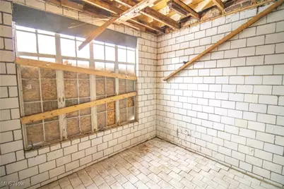 9521 Union Avenue, Loveland, OH 44105 - Photo 13