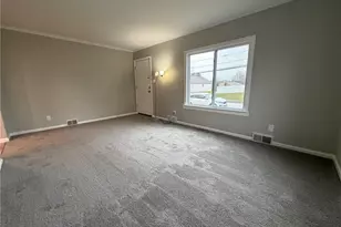 225 25th St NW, Barberton, OH 44203 - Photo 5