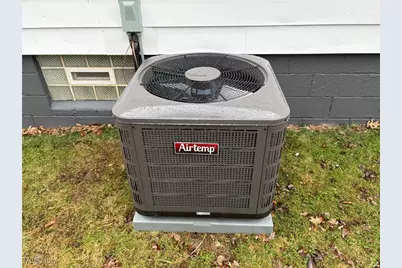 225 25th Street NW, Barberton, OH 44203 - Photo 19