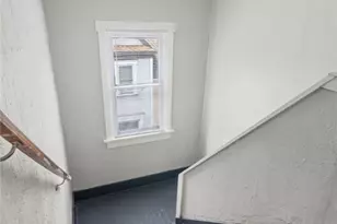 1018 9th St NW, Canton, OH 44703 - Photo 5