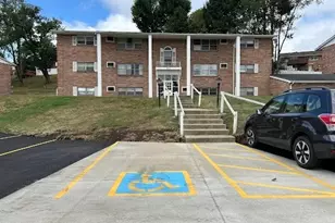 405 Colonial Dr, Steubenville, OH 43952 - Photo 3