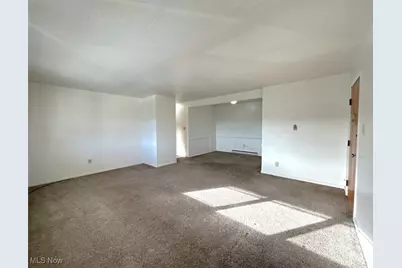 405 Colonial Drive #33, Steubenville, OH 43952 - Photo 9