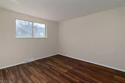 8671 Ashwood Drive, Strongsville, OH 44149 - Photo 21