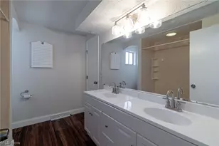 8671 Ashwood Dr, Strongsville, OH 44149 - Photo 15