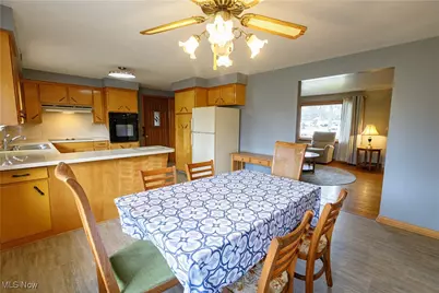 302 S Reeves Avenue, Dover, OH 44622 - Photo 15