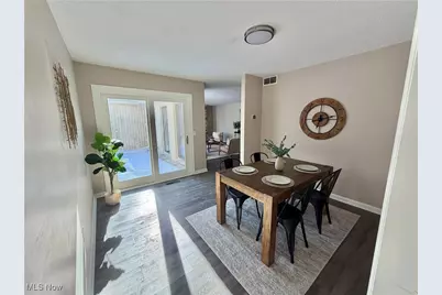 19341 Idlewood Trail, Strongsville, OH 44149 - Photo 13