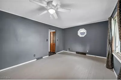 12908 Shadyway Road, Garfield Heights, OH 44125 - Photo 9