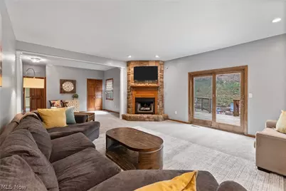 8220 Wilhite Drive, Wadsworth, OH 44281 - Photo 7