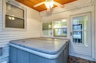 12855 Redwood Ave NW, Uniontown, OH 44685 - Photo 33